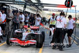 14.03.2008 Melbourne, Australia,  Lewis Hamilton (GBR), McLaren Mercedes, MP4-23 - Formula 1 World Championship, Rd 1, Australian Grand Prix, Friday Practice