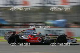 14.03.2008 Melbourne, Australia,  Lewis Hamilton (GBR), McLaren Mercedes, MP4-23 - Formula 1 World Championship, Rd 1, Australian Grand Prix, Friday Practice