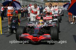 16.03.2008 Melbourne, Australia,  Lewis Hamilton (GBR), McLaren Mercedes, MP4-23 - Formula 1 World Championship, Rd 1, Australian Grand Prix, Sunday Pre-Race Grid