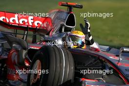 16.03.2008 Melbourne, Australia,  Lewis Hamilton (GBR), McLaren Mercedes - Formula 1 World Championship, Rd 1, Australian Grand Prix, Sunday Race