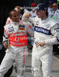 15.03.2008 Melbourne, Australia,  Lewis Hamilton (GBR), McLaren Mercedes and Robert Kubica (POL),  BMW Sauber F1 Team - Formula 1 World Championship, Rd 1, Australian Grand Prix, Saturday Qualifying