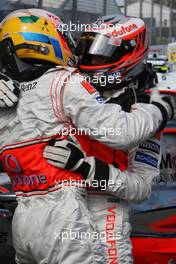 15.03.2008 Melbourne, Australia,  Lewis Hamilton (GBR), McLaren Mercedes and Heikki Kovalainen (FIN), McLaren Mercedes - Formula 1 World Championship, Rd 1, Australian Grand Prix, Saturday Qualifying