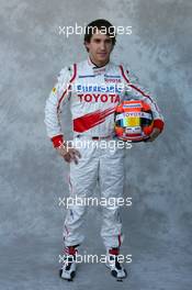 13.03.2008 Melbourne, Australia,  Timo Glock (GER), Toyota F1 Team - Season Portrait Shooting 2008 - Formula 1 World Championship, Rd 1, Australian Grand Prix, Thursday