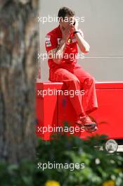 12.03.2008 Melbourne, Australia,  Chris Dyer (AUS), Scuderia Ferrari, Track Engineer of Kimi Raikkonen (FIN)- Formula 1 World Championship, Rd 1, Australian Grand Prix, Wednesday