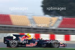 01.02.2008 Barcelona, Spain,  Mark Webber (AUS), Red Bull Racing, RB4, tests radical new engine cover - Formula 1 Testing, Barcelona