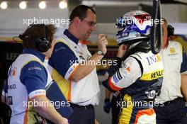 17.11.2008 Barcelona, Spain,  Giedo Van Der Guarde (HOL) Test Driver, Renault F1 Team - Formula 1 Testing, Barcelona