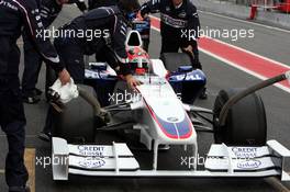 18.11.2008 Barcelona, Spain,  Robert Kubica (POL),  BMW Sauber F1 Team, Interim 2009 car - Formula 1 Testing, Barcelona