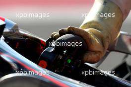 19.11.2008 Barcelona, Spain,  Rubber Gloves warn by the mechanics of Gary Paffett (GBR), Test Driver, McLaren Mercedes, due to KERS - Formula 1 Testing, Barcelona