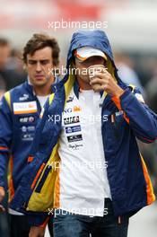 05.09.2008 Francorchamps, Belgium,  Nelson Piquet Jr (BRA), Renault F1 Team, Fernando Alonso (ESP), Renault F1 Team - Formula 1 World Championship, Rd 13, Belgian Grand Prix, Friday