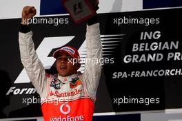 07.09.2008 Francorchamps, Belgium,  Winner, 1st, Lewis Hamilton (GBR), McLaren Mercedes - Formula 1 World Championship, Rd 13, Belgian Grand Prix, Sunday Podium