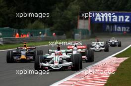 07.09.2008 Francorchamps, Belgium,  Rubens Barrichello (BRA), Honda Racing F1 Team, RA108 leads David Coulthard (GBR), Red Bull Racing, RB4 and Adrian Sutil (GER), Force India F1 Team, VJM-01 - Formula 1 World Championship, Rd 13, Belgian Grand Prix, Sunday Race