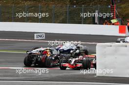 07.09.2008 Francorchamps, Belgium,  Mark Webber (AUS), Red Bull Racing, RB4 spins - Formula 1 World Championship, Rd 13, Belgian Grand Prix, Sunday Race
