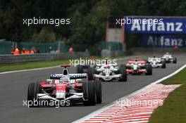 07.09.2008 Francorchamps, Belgium,  Jarno Trulli (ITA), Toyota Racing, TF108 leads Rubens Barrichello (BRA), Honda Racing F1 Team, RA108 - Formula 1 World Championship, Rd 13, Belgian Grand Prix, Sunday Race