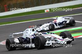 07.09.2008 Francorchamps, Belgium,  Nick Heidfeld (GER), BMW Sauber F1 Team, F1.08 leads Robert Kubica (POL), BMW Sauber F1 Team, F1.08 - Formula 1 World Championship, Rd 13, Belgian Grand Prix, Sunday Race