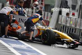 06.09.2008 Francorchamps, Belgium,  Fernando Alonso (ESP), Renault F1 Team - Formula 1 World Championship, Rd 13, Belgian Grand Prix, Saturday Practice