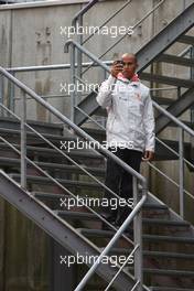 04.09.2008 Francorchamps, Belgium,  Lewis Hamilton (GBR), McLaren Mercedes takes a picture on his phone - Formula 1 World Championship, Rd 13, Belgian Grand Prix, Thursday