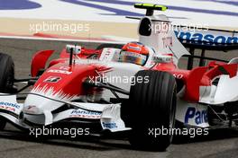 04.04.2008 Sakhir, Bahrain,  Timo Glock (GER), Toyota F1 Team, TF108 - Formula 1 World Championship, Rd 3, Bahrain Grand Prix, Friday Practice