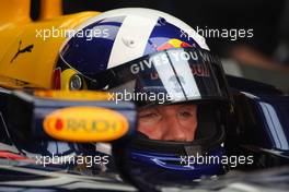 04.04.2008 Sakhir, Bahrain,  David Coulthard (GBR), Red Bull Racing - Formula 1 World Championship, Rd 3, Bahrain Grand Prix, Friday Practice