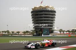 04.04.2008 Sakhir, Bahrain,  Giancarlo Fisichella (ITA), Force India F1 Team, VJM-01 - Formula 1 World Championship, Rd 3, Bahrain Grand Prix, Friday Practice