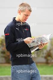 04.04.2008 Sakhir, Bahrain,  Sebastian Vettel (GER), Scuderia Toro Rosso - Formula 1 World Championship, Rd 3, Bahrain Grand Prix, Friday