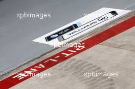 04.04.2008 Sakhir, Bahrain,  Williams F1 Team - Formula 1 World Championship, Rd 3, Bahrain Grand Prix, Friday Practice