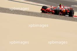 04.04.2008 Sakhir, Bahrain,  Felipe Massa (BRA), Scuderia Ferrari, F2008 - Formula 1 World Championship, Rd 3, Bahrain Grand Prix, Friday Practice