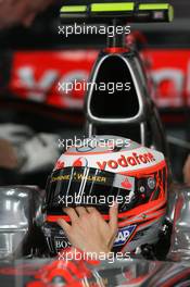 04.04.2008 Sakhir, Bahrain,  Heikki Kovalainen (FIN), McLaren Mercedes - Formula 1 World Championship, Rd 3, Bahrain Grand Prix, Friday Practice