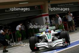 04.04.2008 Sakhir, Bahrain,  Rubens Barrichello (BRA), Honda Racing F1 Team - Formula 1 World Championship, Rd 3, Bahrain Grand Prix, Friday Practice