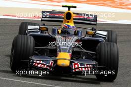 04.04.2008 Sakhir, Bahrain,  Mark Webber (AUS), Red Bull Racing, RB4 - Formula 1 World Championship, Rd 3, Bahrain Grand Prix, Friday Practice