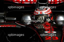 04.04.2008 Sakhir, Bahrain,  Heikki Kovalainen (FIN), McLaren Mercedes, MP4-23 - Formula 1 World Championship, Rd 3, Bahrain Grand Prix, Friday Practice