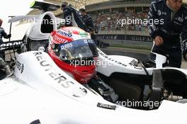 06.04.2008 Sakhir, Bahrain,  Kazuki Nakajima (JPN), Williams F1 Team - Formula 1 World Championship, Rd 3, Bahrain Grand Prix, Sunday Pre-Race Grid