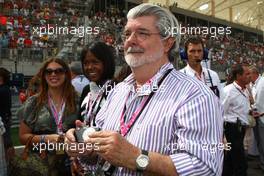 06.04.2008 Sakhir, Bahrain,  George Lucas (USA), Director of the Star Wars movies - Formula 1 World Championship, Rd 3, Bahrain Grand Prix, Sunday Pre-Race Grid