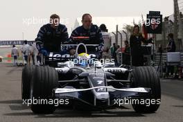 06.04.2008 Sakhir, Bahrain,  Nico Rosberg (GER), Williams F1 Team - Formula 1 World Championship, Rd 3, Bahrain Grand Prix, Sunday Pre-Race Grid
