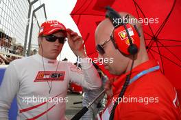 06.04.2008 Sakhir, Bahrain,  Kimi Raikkonen (FIN), Räikkönen, Scuderia Ferrari - Formula 1 World Championship, Rd 3, Bahrain Grand Prix, Sunday Pre-Race Grid