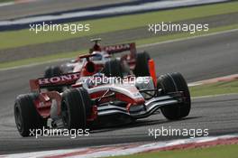 06.04.2008 Sakhir, Bahrain,  Takuma Sato (JPN), Super Aguri F1, SA08 - Formula 1 World Championship, Rd 3, Bahrain Grand Prix, Sunday Race