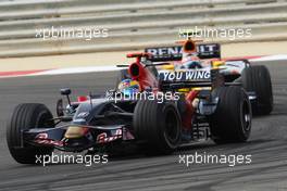 06.04.2008 Sakhir, Bahrain,  Sebastian Bourdais (FRA), Scuderia Toro Rosso, STR02 - Formula 1 World Championship, Rd 3, Bahrain Grand Prix, Sunday Race