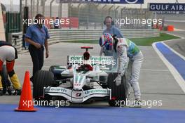 05.04.2008 Sakhir, Bahrain,  Jenson Button (GBR), Honda Racing F1 Team - Formula 1 World Championship, Rd 3, Bahrain Grand Prix, Saturday Qualifying