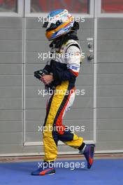 05.04.2008 Sakhir, Bahrain,  Fernando Alonso (ESP), Renault F1 Team - Formula 1 World Championship, Rd 3, Bahrain Grand Prix, Saturday Qualifying
