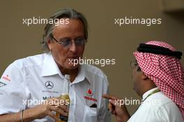 05.04.2008 Sakhir, Bahrain,  Sheikh Fawaz Al Khalifa (BAH) and Mansour Ojeh, Commercial Director of the TAG McLaren - Formula 1 World Championship, Rd 3, Bahrain Grand Prix, Saturday