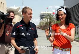 03.04.2008 Sakhir, Bahrain,  Sebastian Vettel (GER), Scuderia Toro Rosso and  Tanja Bauer, Premiere TV - Formula 1 World Championship, Rd 3, Bahrain Grand Prix, Thursday