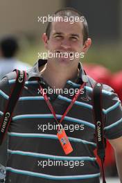 03.04.2008 Sakhir, Bahrain,  Russell Batchelor (GBR), XPB Photographer - Formula 1 World Championship, Rd 3, Bahrain Grand Prix, Thursday