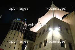 03.04.2008 Sakhir, Bahrain,  The circuit at night - Formula 1 World Championship, Rd 3, Bahrain Grand Prix, Thursday