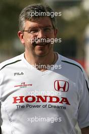 03.04.2008 Sakhir, Bahrain,  Ross Brawn (GBR) Team Principal, Honda Racing F1 Team - Formula 1 World Championship, Rd 3, Bahrain Grand Prix, Thursday