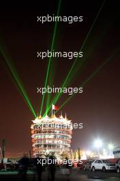 03.04.2008 Sakhir, Bahrain,  The Paddock in the evening - Formula 1 World Championship, Rd 3, Bahrain Grand Prix, Thursday