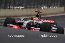 31.10.2008 Sao Paulo, Brazil,  Lewis Hamilton (GBR), McLaren Mercedes, MP4-23 - Formula 1 World Championship, Rd 18, Brazilian Grand Prix, Friday Practice