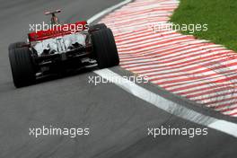 31.10.2008 Sao Paulo, Brazil,  Lewis Hamilton (GBR), McLaren Mercedes, MP4-23 - Formula 1 World Championship, Rd 18, Brazilian Grand Prix, Friday Practice