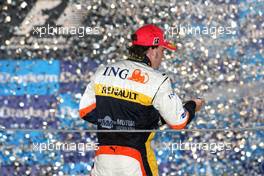 02.11.2008 Sao Paulo, Brazil,  2nd, Fernando Alonso (ESP), Renault F1 Team - Formula 1 World Championship, Rd 18, Brazilian Grand Prix, Sunday Podium
