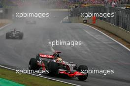 02.11.2008 Sao Paulo, Brazil,  Lewis Hamilton (GBR), McLaren Mercedes  - Formula 1 World Championship, Rd 18, Brazilian Grand Prix, Sunday Race