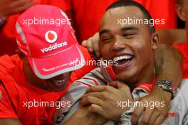 02.11.2008 Sao Paulo, Brazil,  Lewis Hamilton (GBR), McLaren Mercedes and his brother Nicolas - Formula 1 World Championship, Rd 18, Brazilian Grand Prix, Sunday Race