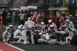 02.11.2008 Sao Paulo, Brazil,  Robert Kubica (POL), BMW Sauber F1 Team, F1.08 - Formula 1 World Championship, Rd 18, Brazilian Grand Prix, Sunday Race